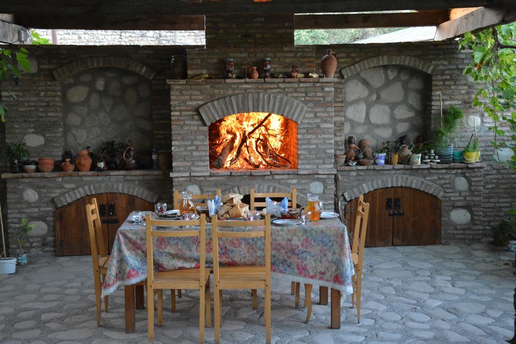 Guest House Kusika 시그나기 외부 사진