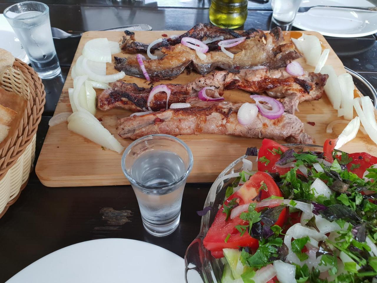 Guest House Kusika 시그나기 외부 사진